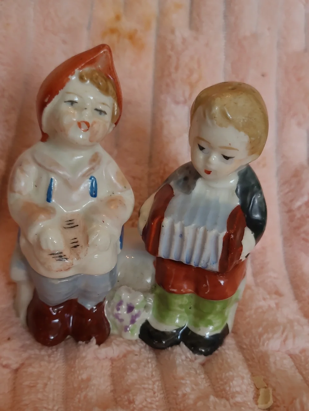 Hand-Painted Porcelain Boy and Girl  Salt And Pepper Pair. Japan Vintage Sitters